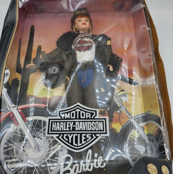 Harley-Davidson 1998 Vintage Collectors Edition Barbie Doll
